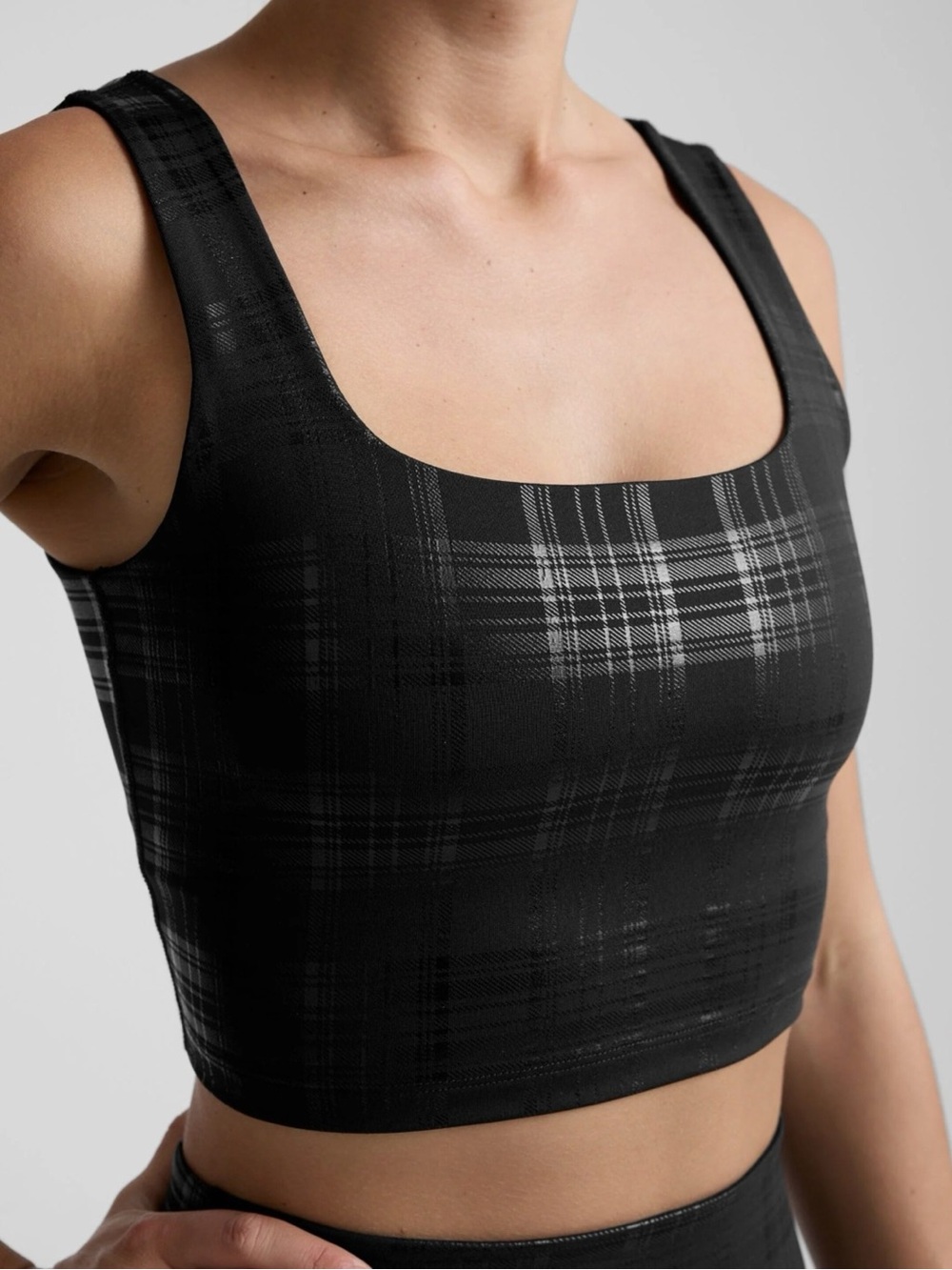 Beyond Yoga Beyond The Studio High Cropped Tank Top Size XS Black Plaid Active